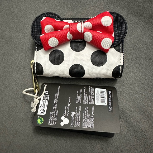 Loungefly Minnie Mouse Rocks the Dots Classic Accordion Zip Around Wallet - Picture 2 of 5